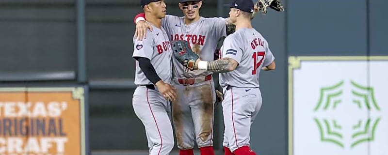 Dodgers Tabbed as Fit for Red Sox Outfielder in Potential Free Agent Move