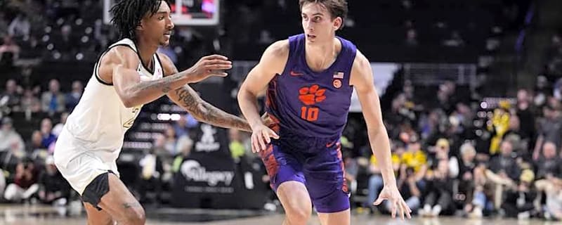 Clemson Tigers Fall Behind Early Again, Lose Third Straight Game to Wake Forest