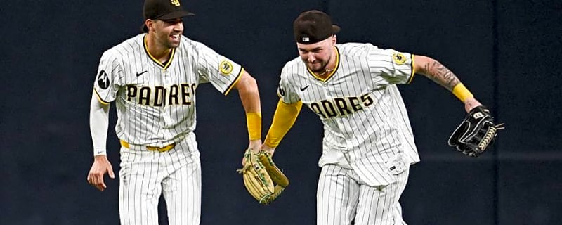 Former Padres Fan Favorite Announces Sudden Retirement From MLB at 31 Years Old