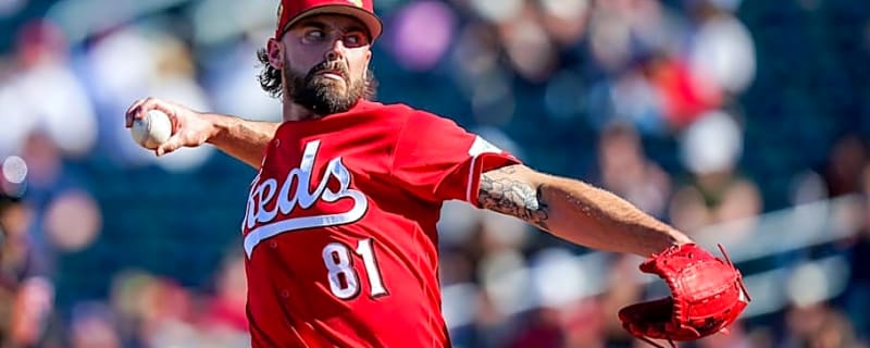 Reds Make More Opening Day Roster Cuts, Send Two Pitchers to Minors