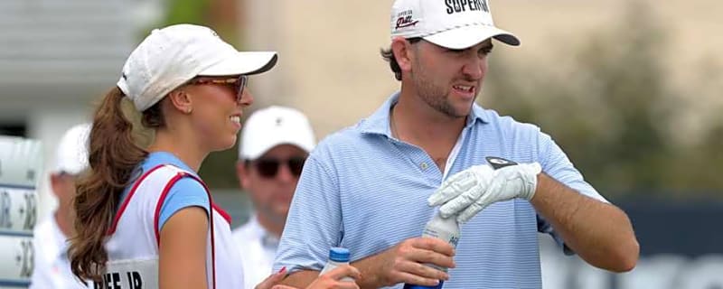 Golfer Rocks Pirates Jersey at U.S. Open