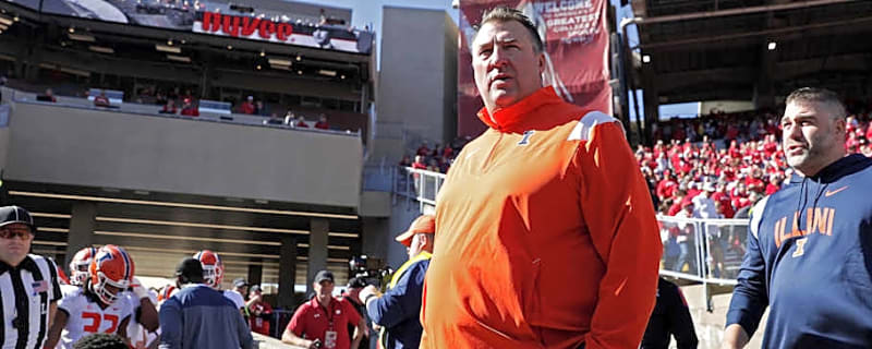 Wisconsin Badgers' 2026 TE commit pursued with offer from Bret Bielema, Illinois