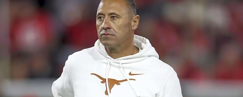 Texas Longhorns' Starting RB Decision is a Good Problem to Have