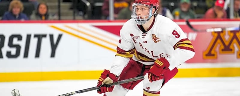 Former Boston College Men&#39;s Hockey Forward Ryan Leonard Falls Short of Hobey Baker Award