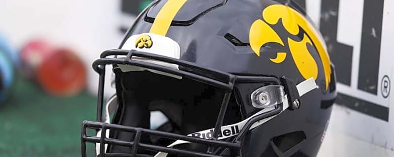 Ex-Purdue Defensive Back Staying in Big Ten, Commits to Iowa