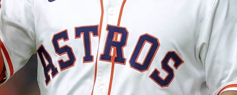 Astros Hated Rival Reportedly Attempting Reunion with Star Free Agent Reliever