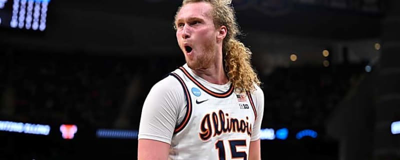 Jake Davis Is Back at Illinois – Why His Return Is So Important