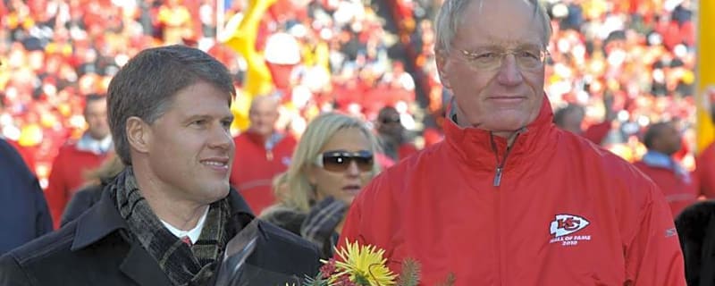 Brees Tells Chiefs’ Kelce Classic Story About Schottenheimer