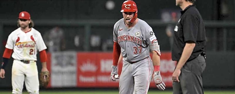 Relive Tyler Stephenson&#39;s Bases Clearing Double in Reds&#39; Win Over Cardinals