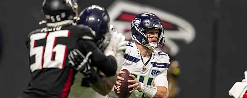 Rookie Nick Emmanwori amazing &#39;Superman&#39; dive keeps Seahawks close in Atlanta