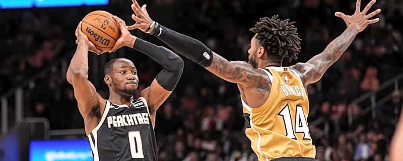 Final Score Picks and Predictions For Tonight's Big Game Between the Hawks and the Bucks