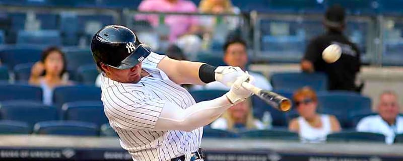 Former New York Yankees&#39; Slugger and Home Run Champion to Continue Career in Japan
