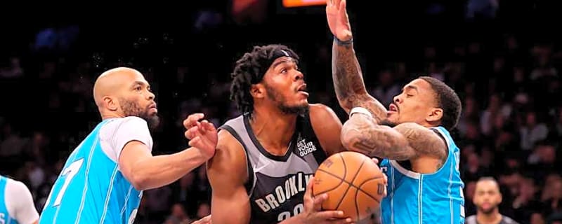 Hornets come up empty on Day’Ron Sharpe reunion with Jeff Peterson