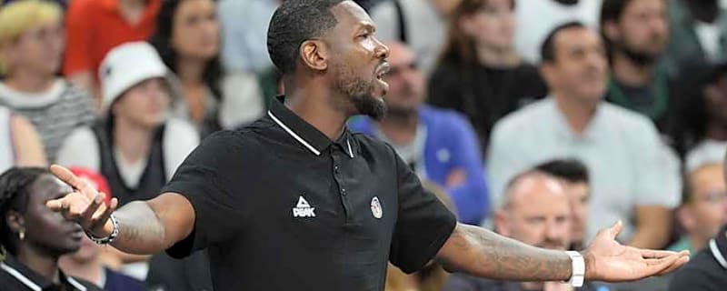 Rockets Assistant Could Join Suns as Head Coach