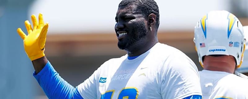 Chargers&#39; Mekhi Becton signing gets even better after Chiefs&#39; Trey Smith deal