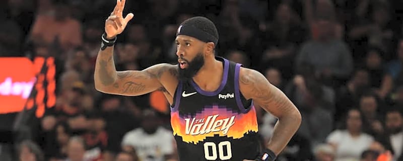 Suns Reveal Starting Lineup vs Hornets