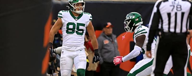 Mason Taylor Is Finally Living Up to Potential in Training Camp