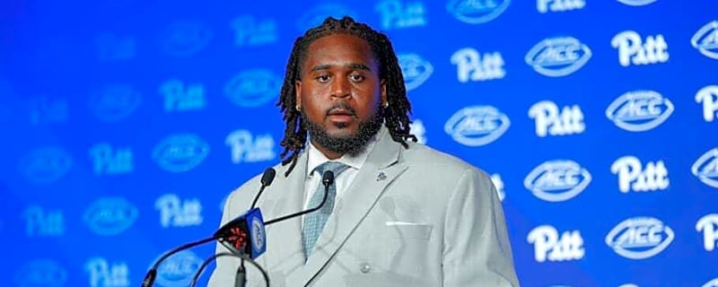 Pitt Center Says OL Room Better Than Last Year