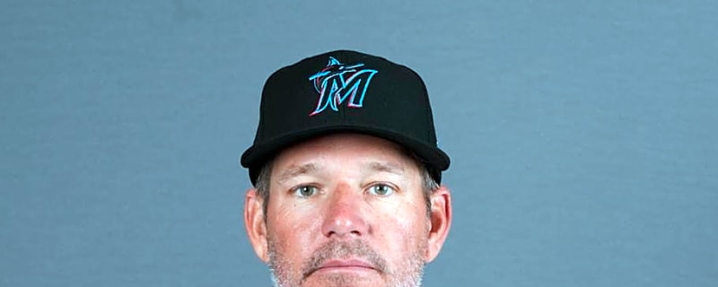 Marlins Skipper Discusses Hitting Fundamentals in Batting Cage Sessions