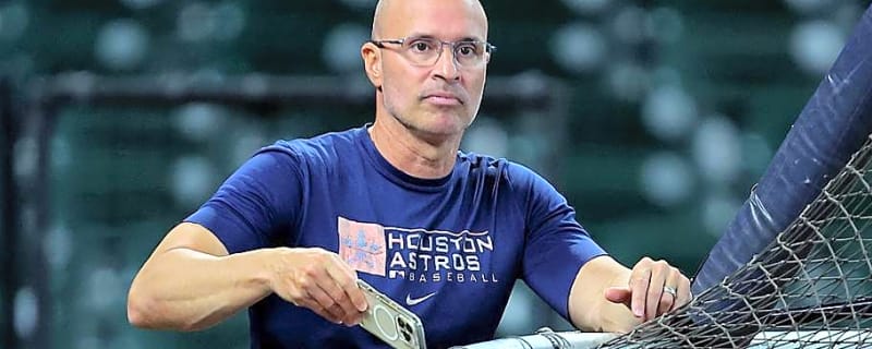 Why Astros Superstar Wasn’t in Lineup for Cubs Series Finale