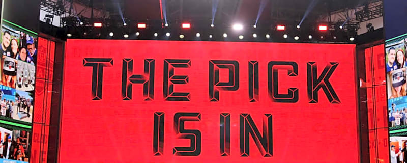 Chicago Bears Land Interior Force in Latest 2026 NFL Mock Draft