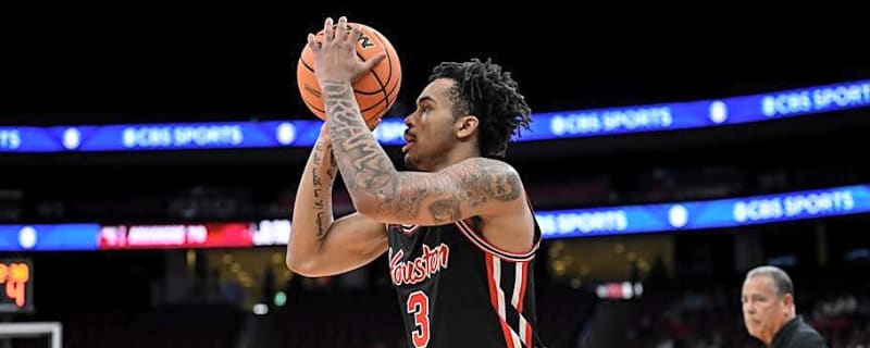 Kelvin Sampson Praises Veteran Guard's Expanding Role After Arkansas Win