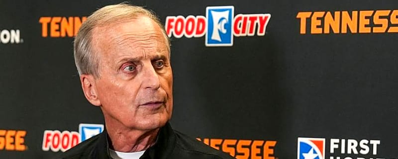 Tennessee’s Ralph Scott injury creates an immediate frontcourt test for Rick Barnes