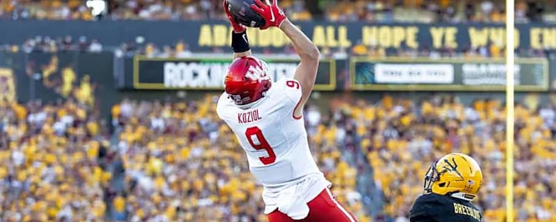 Houston Cougars Tight End Earns All-American Honors