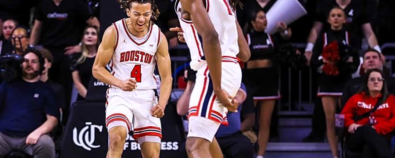 Houston Cougars Climb Back Up in First AP Poll of 2026
