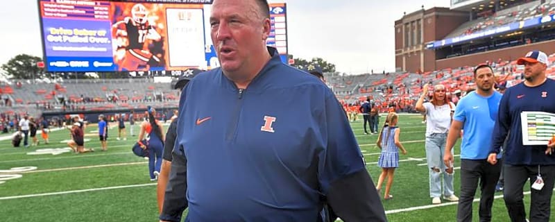 What to Expect From Illinois Defense Without Bobby Hauck Calling Plays