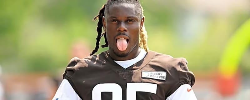 David Nijoku Offers Major Praise of Browns Rookie Tight End