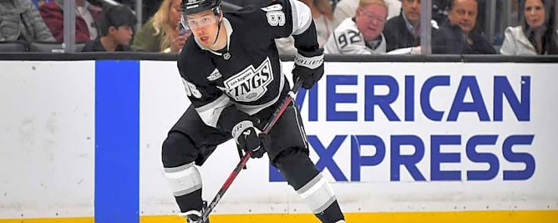 Kings Extend Winger With Postseason Scoring Touch