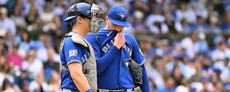 Blue Jays Face Key Decisions in Rebuilding Their Bullpen