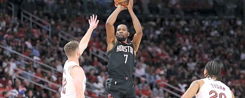 Views From the Game: The Houston Rockets Defeat the Cavaliers 117-100
