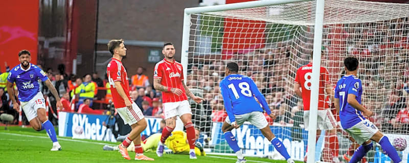 Watch: Granit Xhaka&#39;s Brilliant Assist Seals Sunderland Win Over Nottingham Forest