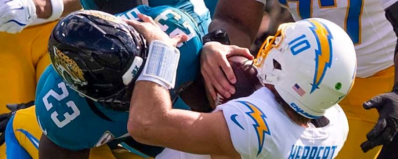 Chargers&#39; new starter already benched: Who gets the blame for brutal start?