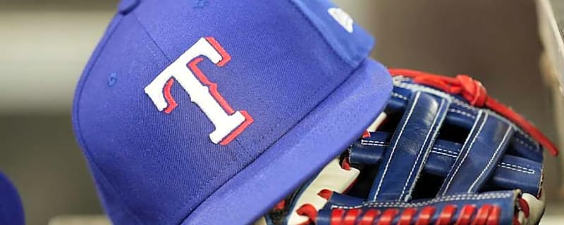 Rangers Should Seek Trade with Marlins to Solve Catching Depth Issue