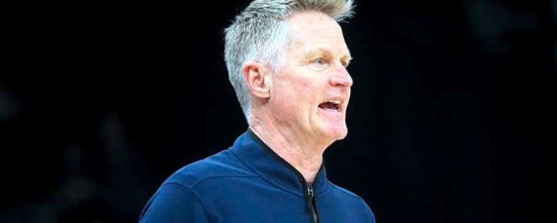 Report: Warriors Not Targeting Top Available Center to Fill Final Roster Spot