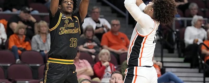 Basketball Commit Legend Smiley Officially Signs with Oregon State