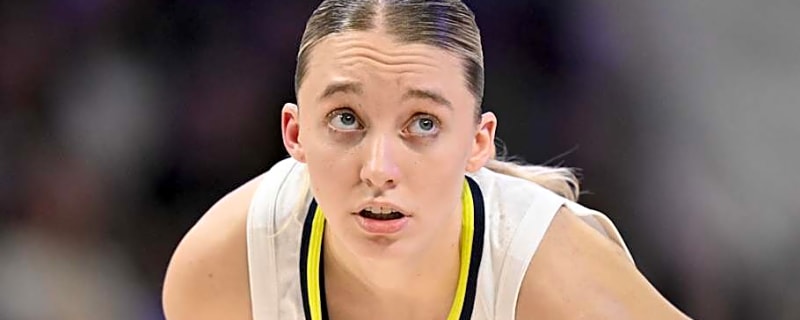 Wings Coach's Teaching Moment to Paige Bueckers Sparks Fan Reaction