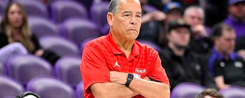 No. 2 Houston Cougars In Need of Bounce Back Game Taking on No. 8 Kansas