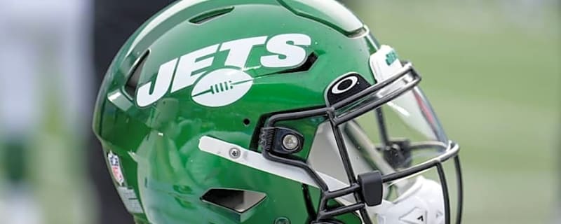 Why Jets Potential Star Still Hasn&#39;t Signed His Contact