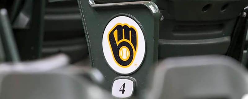 Brewers Pitcher Elects Free Agency After One Season