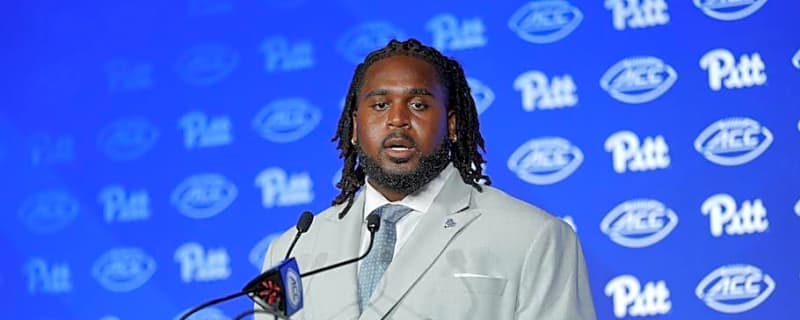 Pitt Offensive Lineman Named to Trophy Watchlist