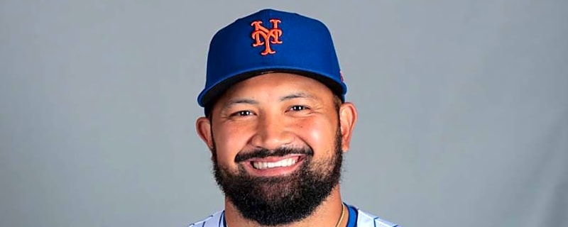 Mets Claim Former Yankees Pitcher