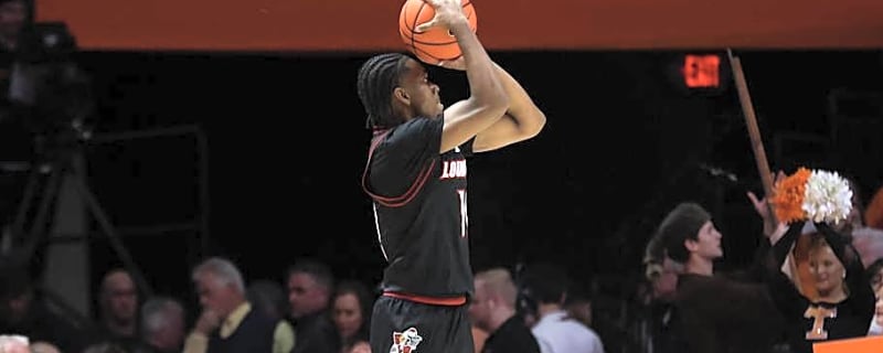 Louisville Humbled in Top-20 Showdown at Tennessee