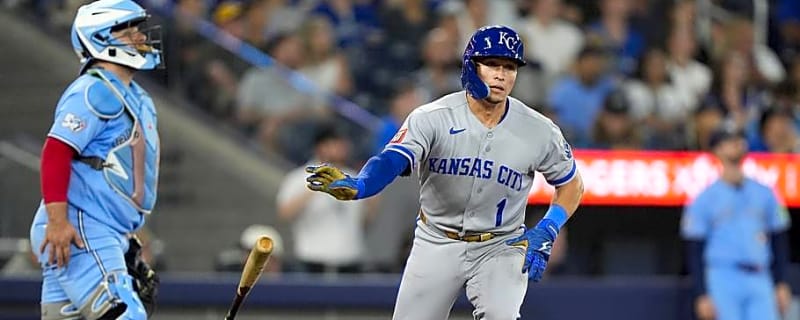 The Play of Isaac Collins Leaves Royals' with Same Question as Last Offseason