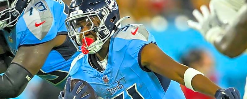 Lions Sign Former Tennessee Running Back