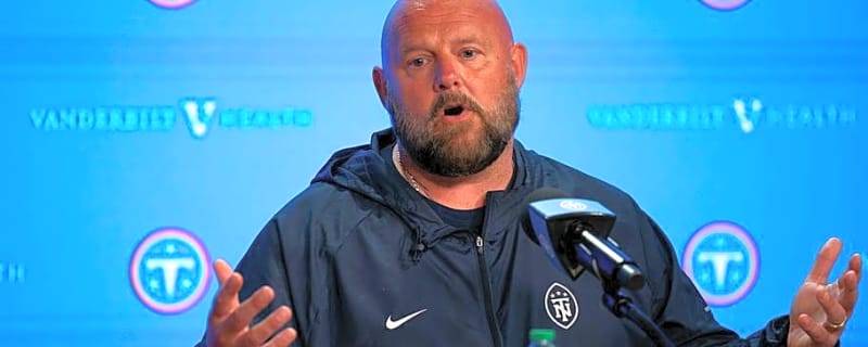 Tennessee Titans OC Brian Daboll Said a Lot and a Little about Cam Ward on Tuesday