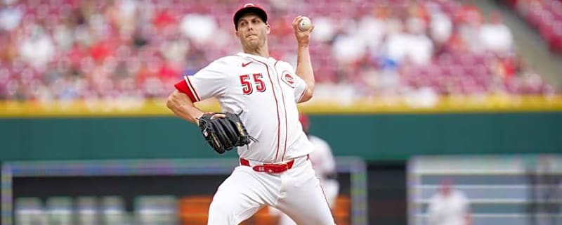 Former Reds Pitcher Traded AGAIN, Joins Division Rival
